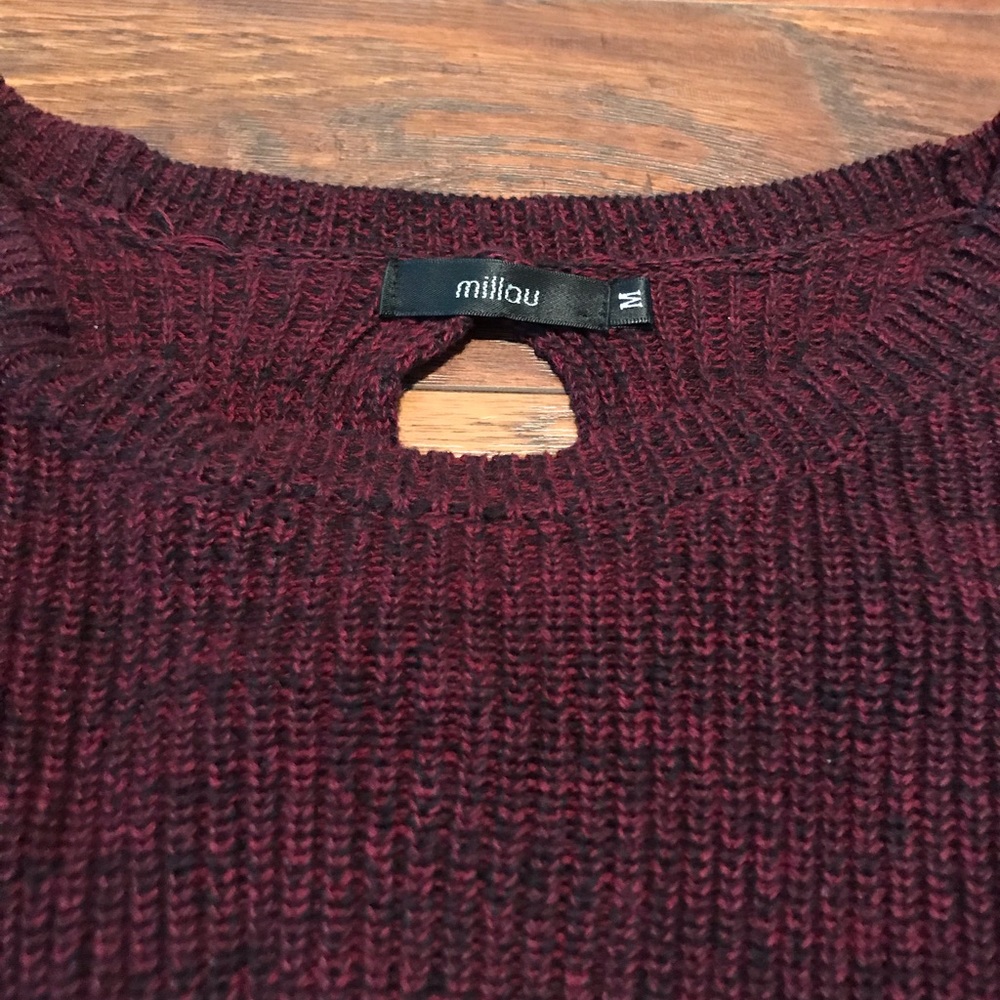 sweater - Picture 4 of 5